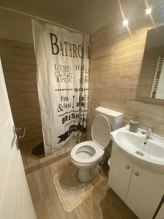 Guest House Zoreni Mociu Luaran gambar