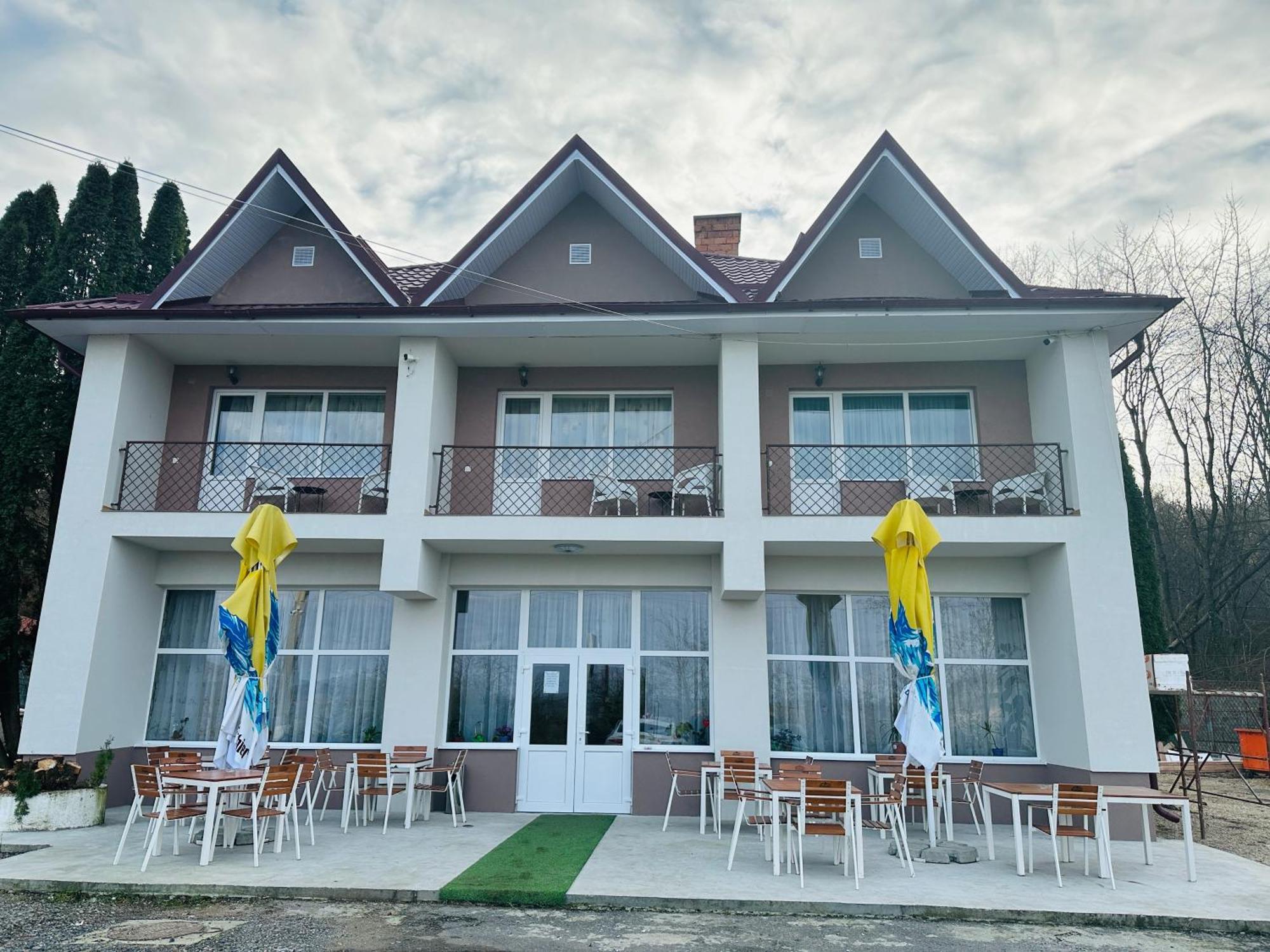Guest House Zoreni Mociu Luaran gambar